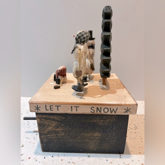 VTG‎ 90s Holiday Christmas Snow Dance, Let it Snow, Snowman Family Wooden Decor - Picture 7 of 8